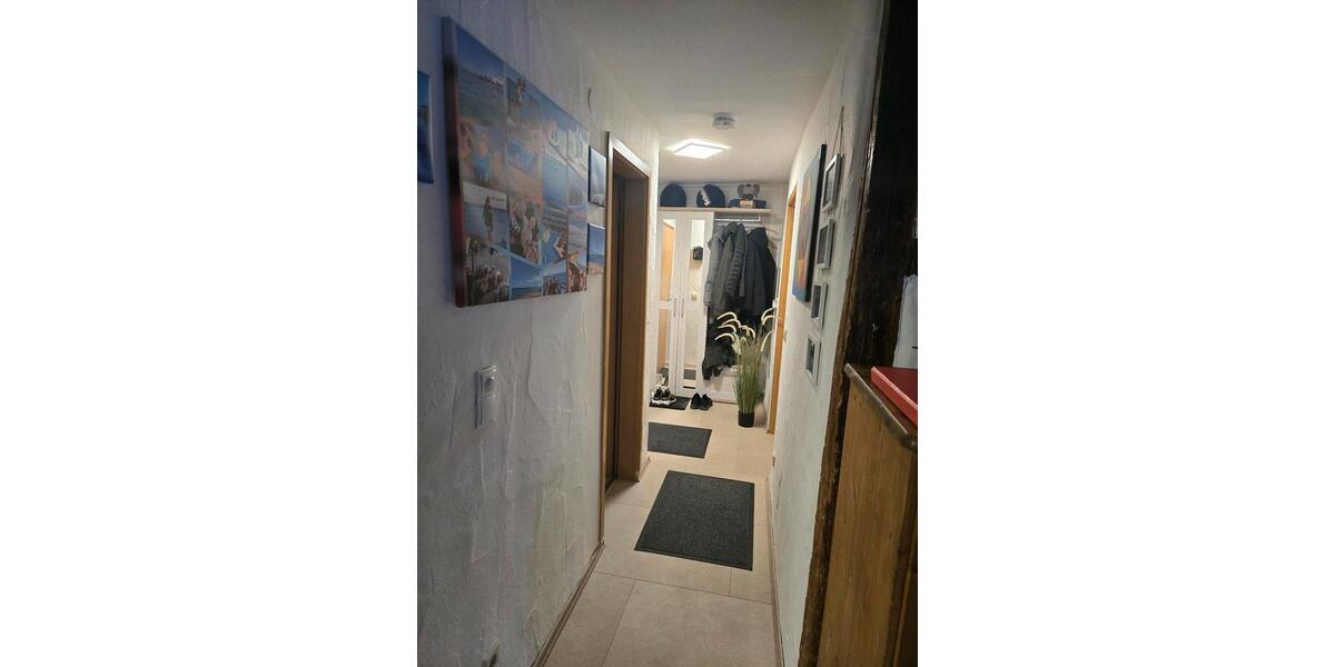 Dachgeschoßwohnung Oberndorf am Neckar - 4.5 Zimmer, 101 m&sup2;, 88.000&euro; | Angebot:27230214