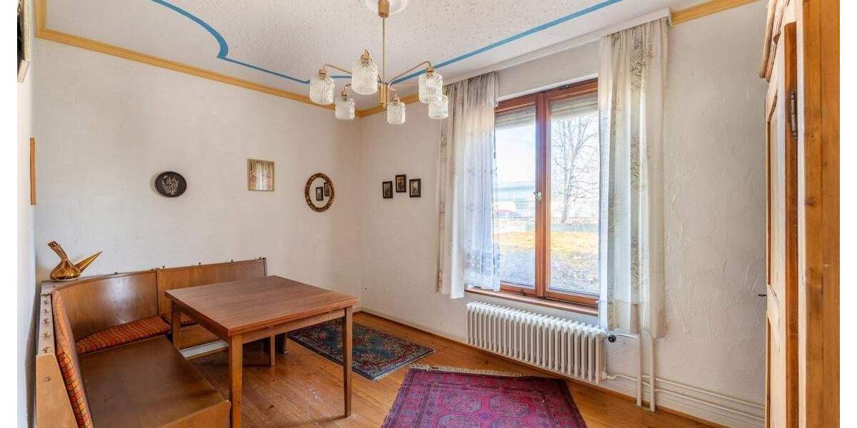 Mehrfamilienhaus, Wohnhaus Villingen-Schwenningen Villingen - 8 Zimmer, 162 m&sup2;, 369.000&euro; | Angebot:25698695