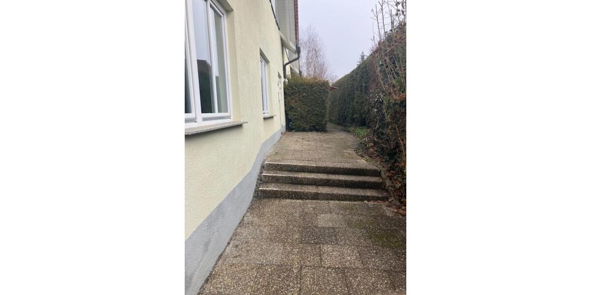 Erdgeschoßwohnung Bad Dürrheim - 2 Zimmer, 75 m&sup2;, 700&euro; | Angebot:24748955