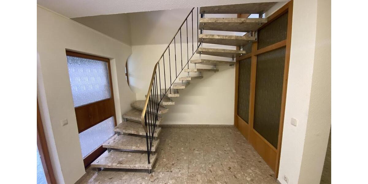 Erdgeschoßwohnung Tuningen - 3 Zimmer, 96 m&sup2;, 860&euro; | Angebot:26135960