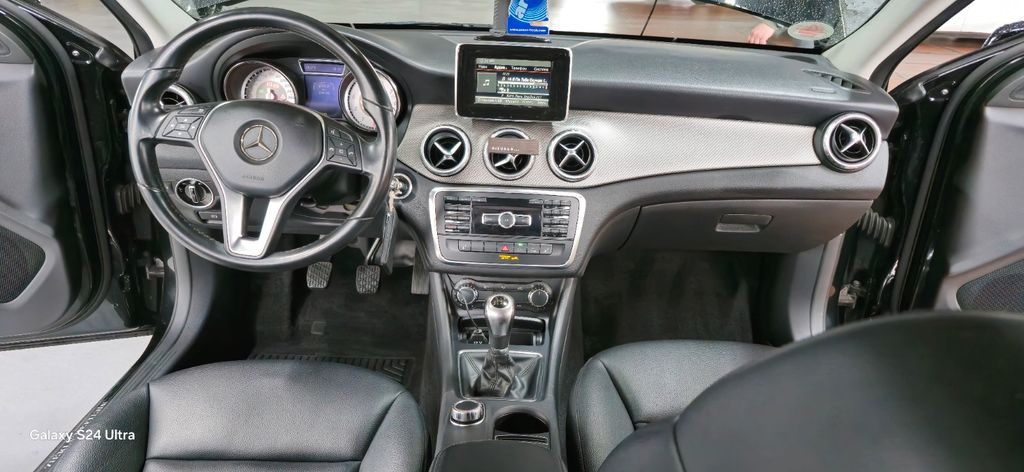 Mercedes-Benz GLA 200 115.800 km 13.800 &euro; Villingen 78052