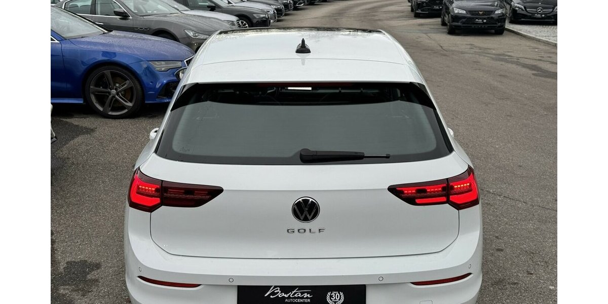 VW Golf 1 ST EDITION VIII LIM. STYLE/MASSAGE/MEMORY 128.913 km 16.800 &euro; Villingen-Schwenningen 78054