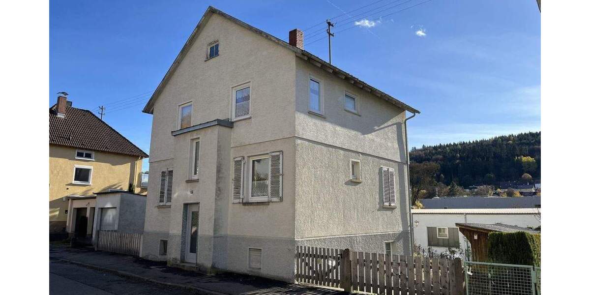 Einfamilienhaus Tuttlingen - 1 Zimmer, 193 m&sup2;, 339.000&euro; | Angebot:25897701