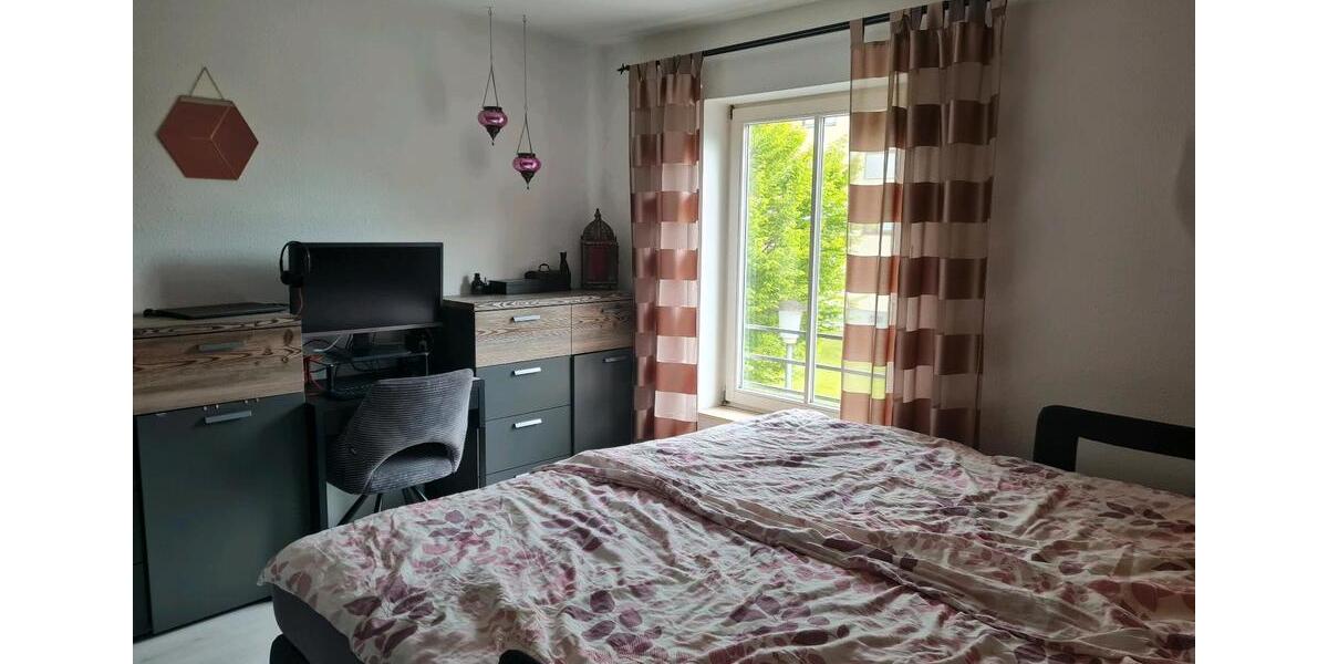 Etagenwohnung Hüfingen - 3.5 Zimmer, 88 m&sup2;, 1.100&euro; | Angebot:26652372