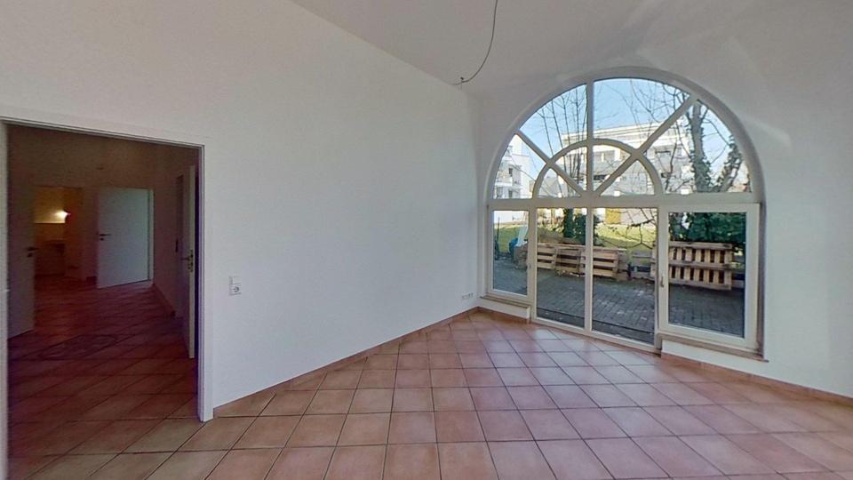 Erdgeschoßwohnung Donaueschingen - 7 Zimmer, 312 m&sup2;, 2.190&euro; | Angebot:25807502