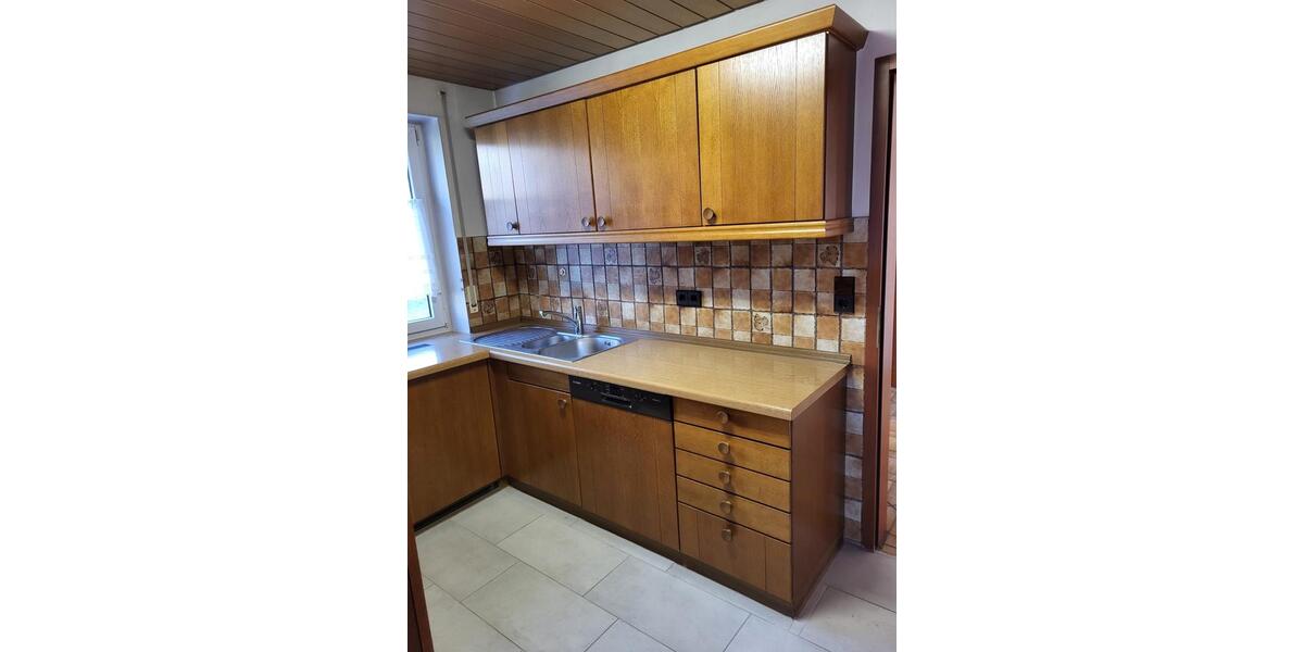 Einfamilienhaus Wellendingen - 2.5 Zimmer, 169 m&sup2;, 390.000&euro; | Angebot:25174452