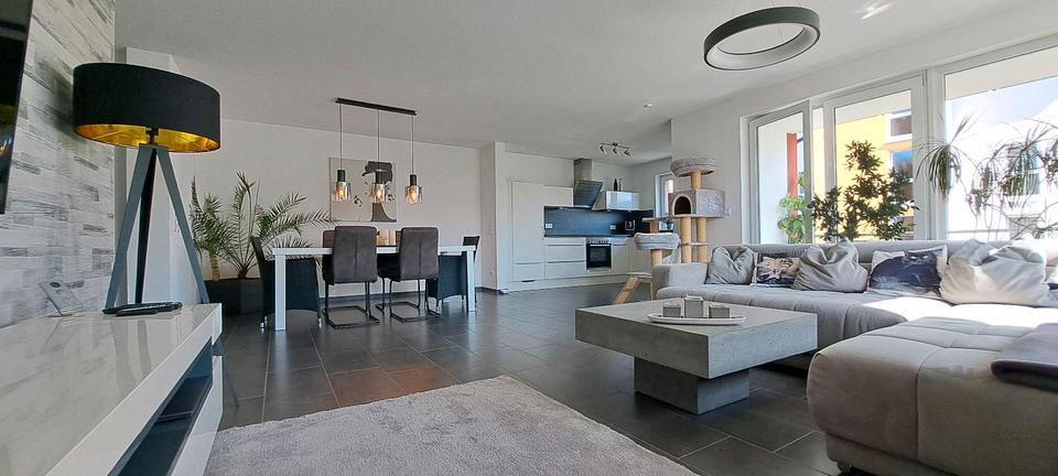 Etagenwohnung Trossingen - 4.5 Zimmer, 117 m&sup2;, 395.000&euro; | Angebot:26957421