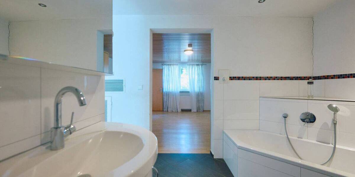 Einfamilienhaus Eschbronn Locherhof - 6 Zimmer, 163 m&sup2;, 780.000&euro; | Angebot:25670375