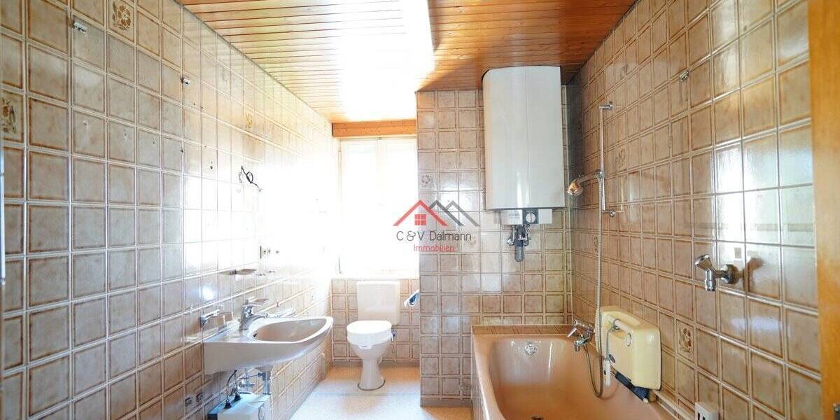 Etagenwohnung Tuttlingen - 4 Zimmer, 120 m&sup2;, 168.000&euro; | Angebot:25770900