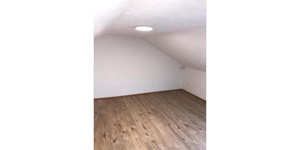 Maisonettenwohnung Tuttlingen - 4.5 Zimmer, 115 m&sup2;, 1.050&euro; | Angebot:24444670