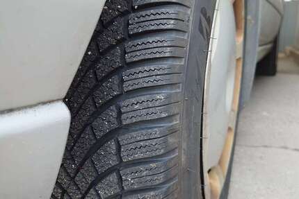 Volvo V70 279.000 km 1.200 &euro; Titisee-Neustadt 79822