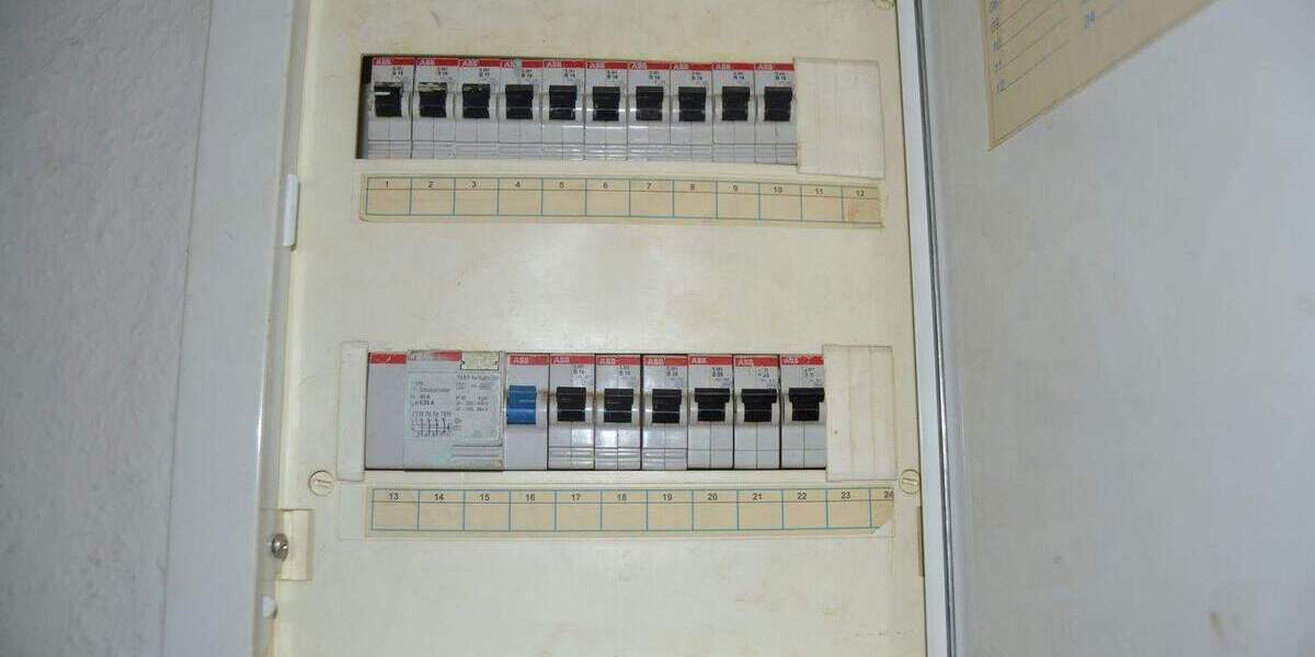 Mehrfamilienhaus, Wohnhaus Tuttlingen - 9 Zimmer, 210 m&sup2;, 315.000&euro; | Angebot:25730580