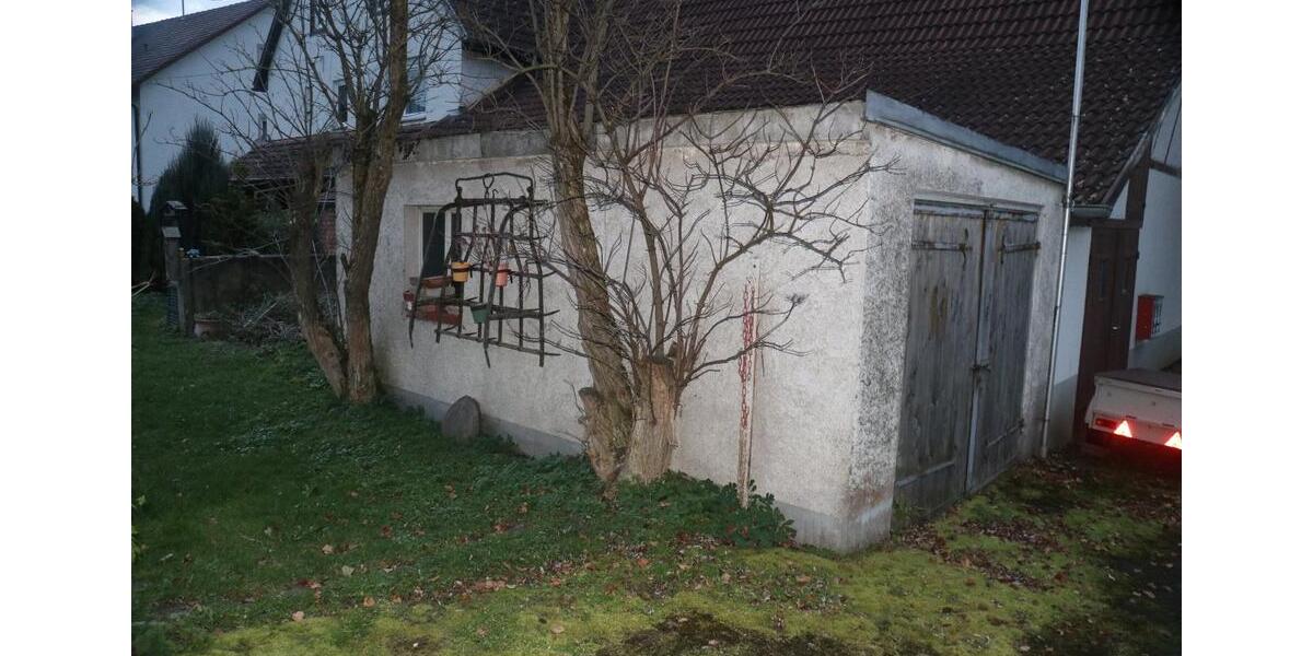 Bauernhaus, Landhaus Dautmergen - 7 Zimmer, 145 m&sup2;, 296.400&euro; | Angebot:24704026