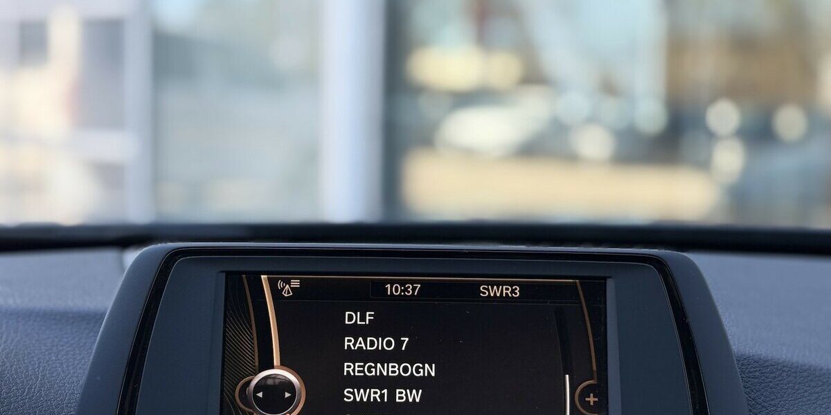 BMW 435I Coupe xDrive MEMORY/SITZHEIZUNG/LED/1.HAND 125.089 km 22.900 &euro; Villingen-Schwenningen 78054