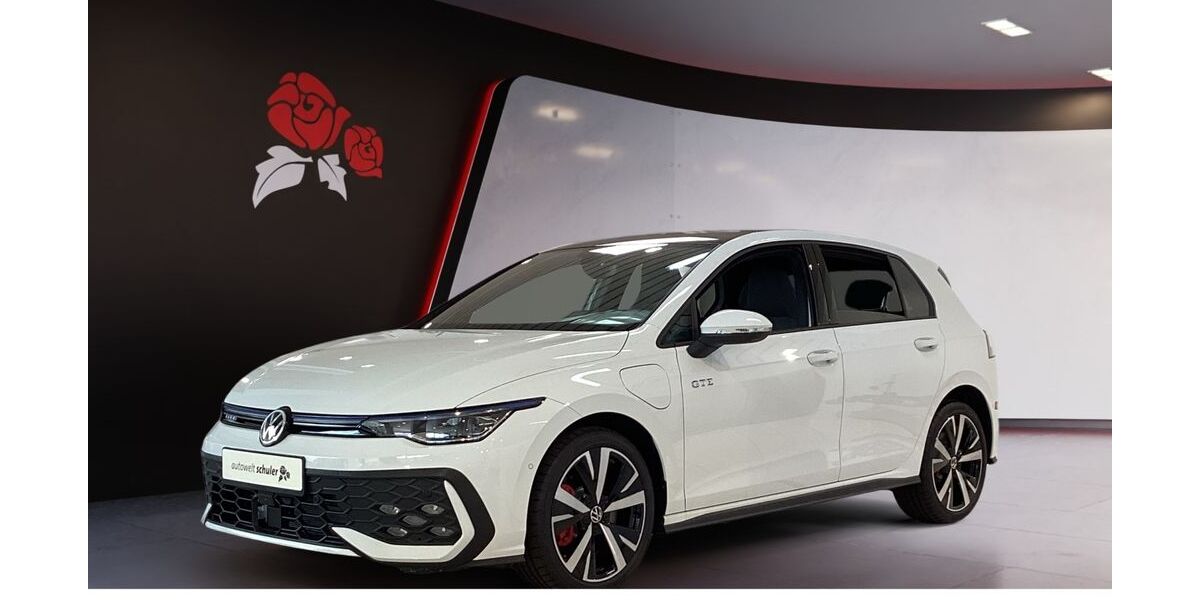 VW Golf 11.001 km 41.949 &euro; Villingen-Schwenningen 78052