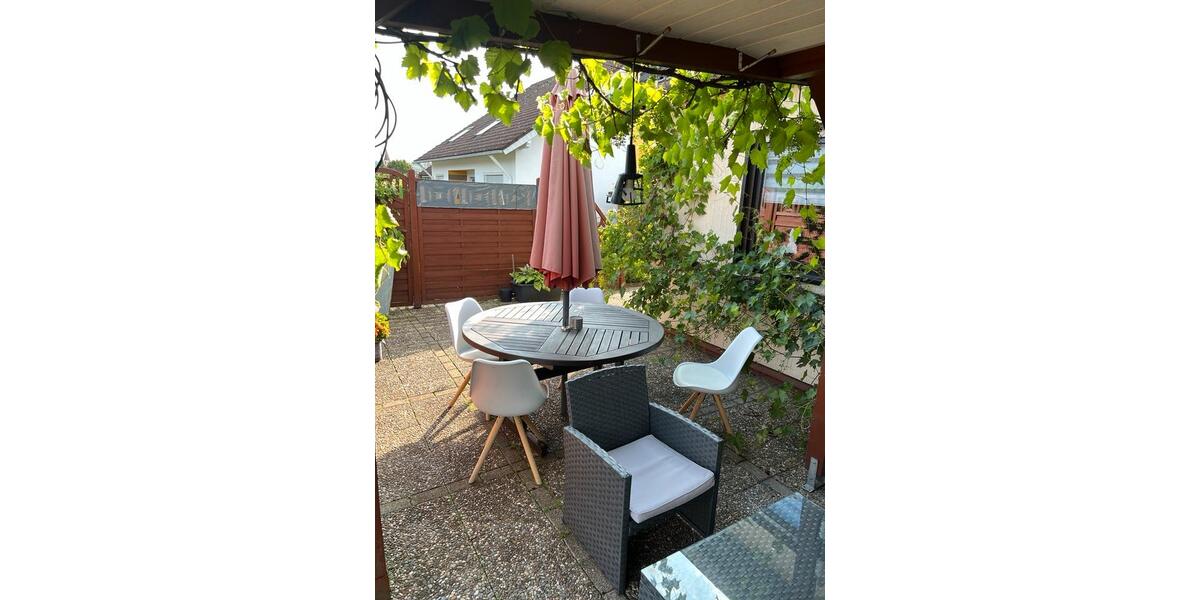 Einfamilienhaus Villingen-Schwenningen Schwenningen - 4.5 Zimmer, 160 m&sup2;, 359.000&euro; | Angebot:24813336