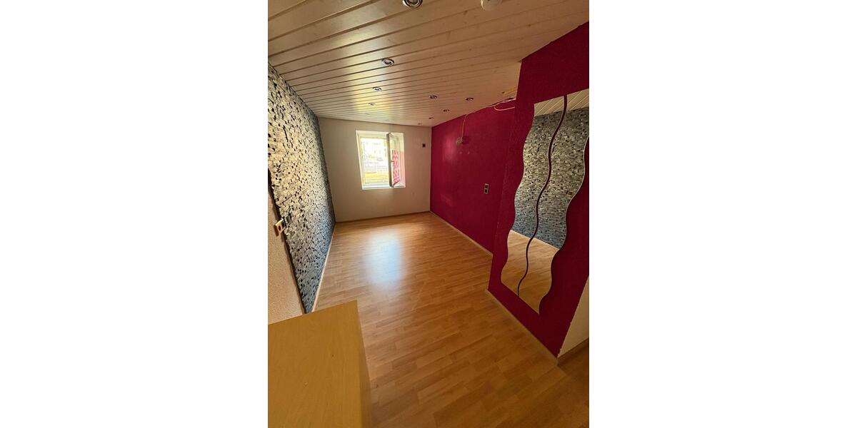 Doppelhaushälfte Tuttlingen - 5 Zimmer, 143 m&sup2;, 299.000&euro; | Angebot:23165235