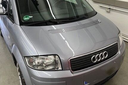 Audi A2 220.000 km 2.890 &euro; Niedereschach 78078