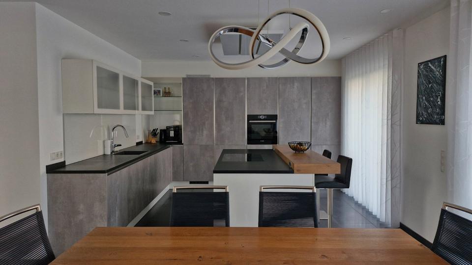 Einfamilienhaus Trossingen - 6.5 Zimmer, 173 m&sup2;, 790.000&euro; | Angebot:26986727