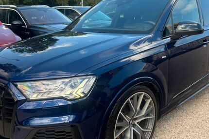 Audi Q7 123.456 km 46.950 &euro; Tuttlingen 78532