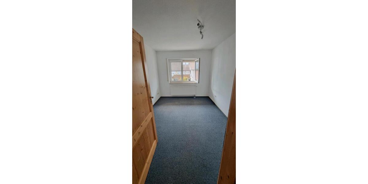 Etagenwohnung Villingen-Schwenningen Schwenningen - 3 Zimmer, 85 m&sup2;, 470&euro; | Angebot:26313631