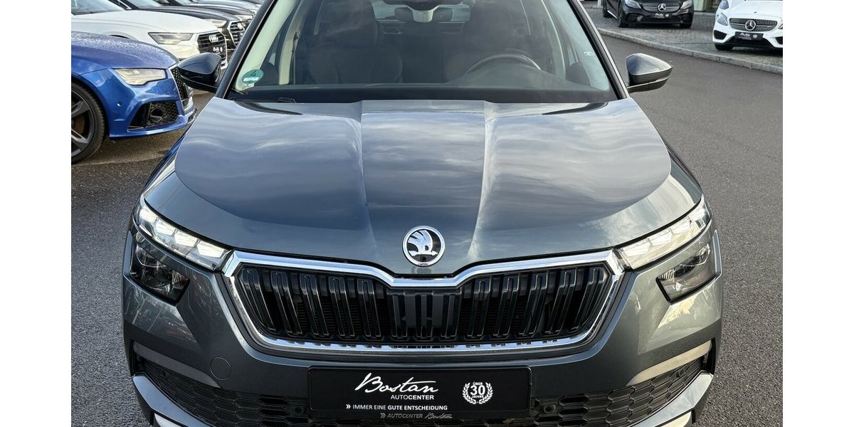 Skoda Kamiq 1.0 TSI STYLE/NAVI/KAMERA/DAB/LED/DSG 61.766 km 18.900 &euro; Villingen-Schwenningen 78054