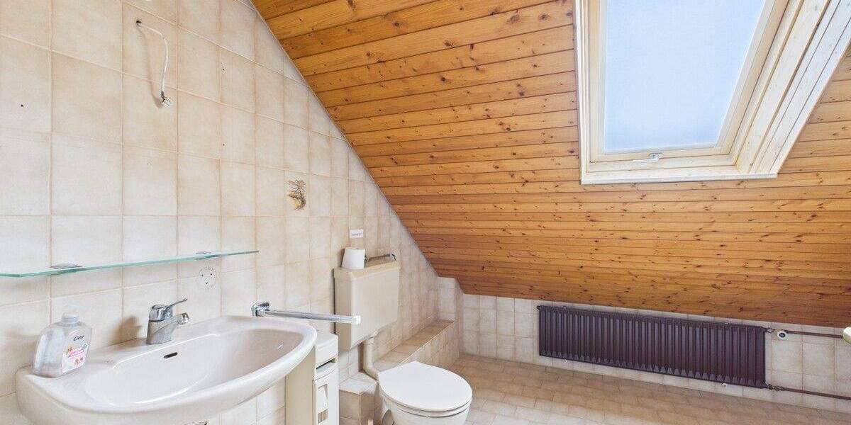 Mehrfamilienhaus, Wohnhaus Rottweil - 8 Zimmer, 187 m&sup2;, 465.000&euro; | Angebot:25742612