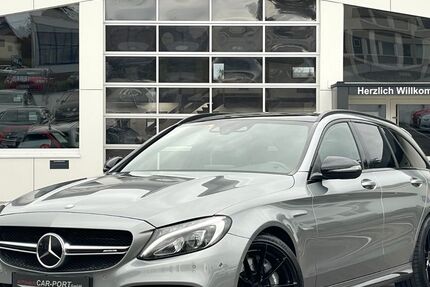 Mercedes-Benz C 63 AMG 77.491 km 43.990 &euro; Deißlingen 78652