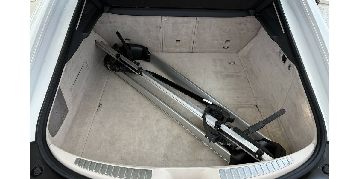 Mercedes-Benz AMG GT 43 AERO-KIT/KLAPPE/BURMESTER/NIGHT/MEMORY 96.338 km 69.900 &euro; Villingen-Schwenningen 78054