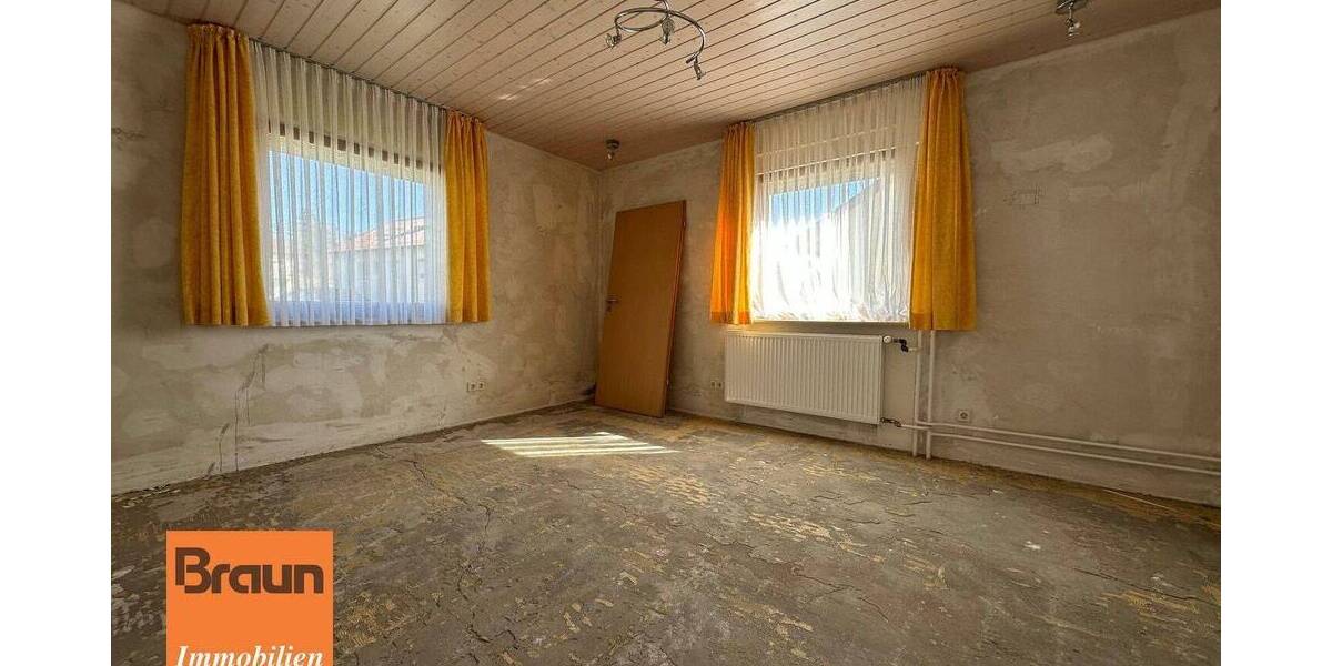 Mehrfamilienhaus, Wohnhaus Villingen-Schwenningen Schwenningen - 8 Zimmer, 202 m&sup2;, 369.000&euro; | Angebot:26243099