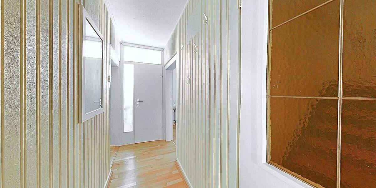 Einfamilienhaus Vöhrenbach Stadtgebiet - 1 Zimmer, 204 m&sup2;, 195.000&euro; | Angebot:25747049