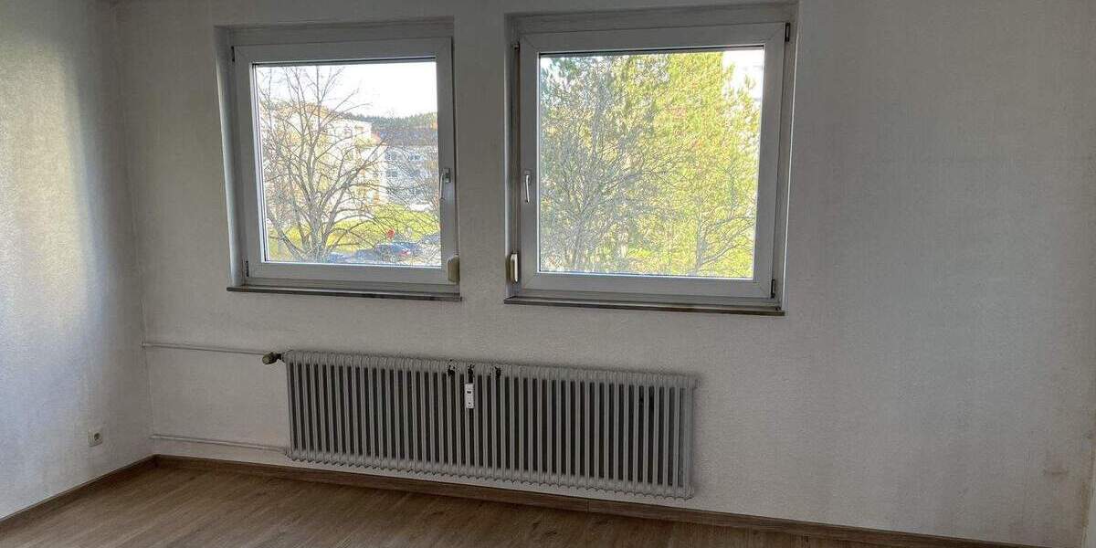 Etagenwohnung Tuttlingen - 4 Zimmer, 101 m&sup2;, 219.000&euro; | Angebot:25815680
