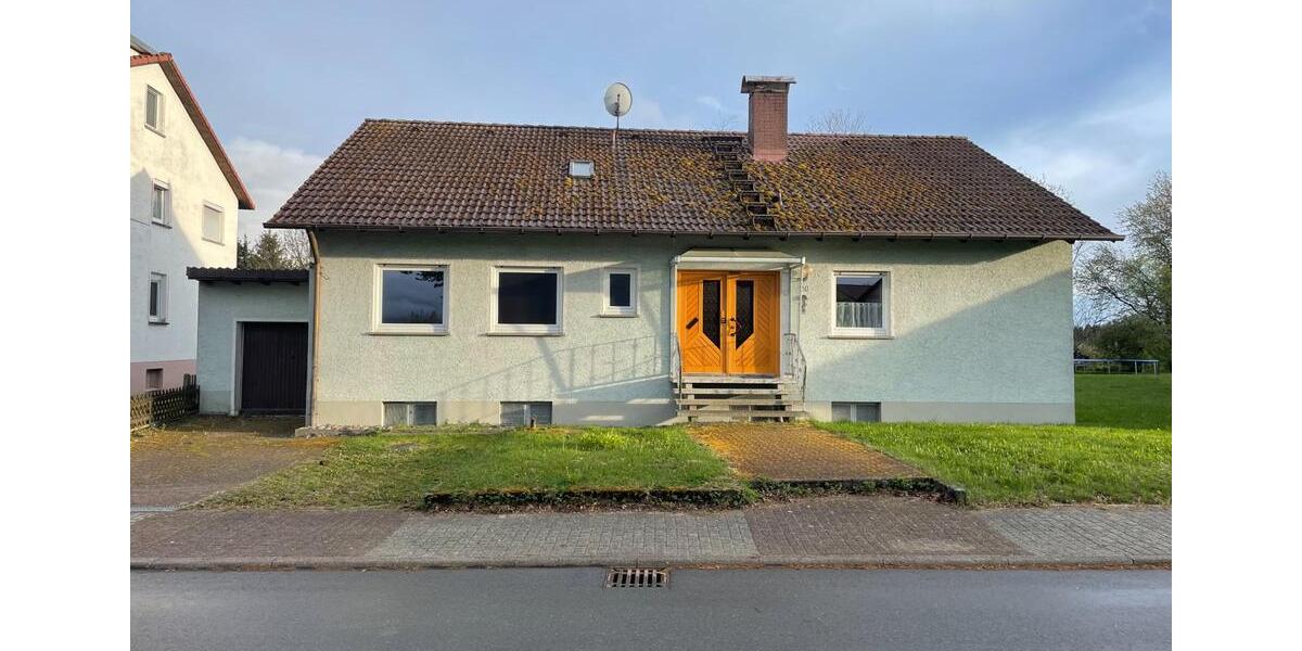 Einfamilienhaus Rottweil - 10 Zimmer, 190 m&sup2;, 340.000&euro; | Angebot:25633066