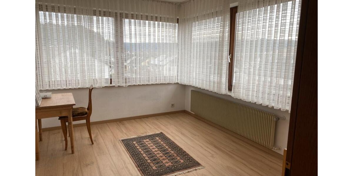 Erdgeschoßwohnung Tuttlingen - 1 Zimmer, 100 m&sup2;, 600&euro; | Angebot:25168039