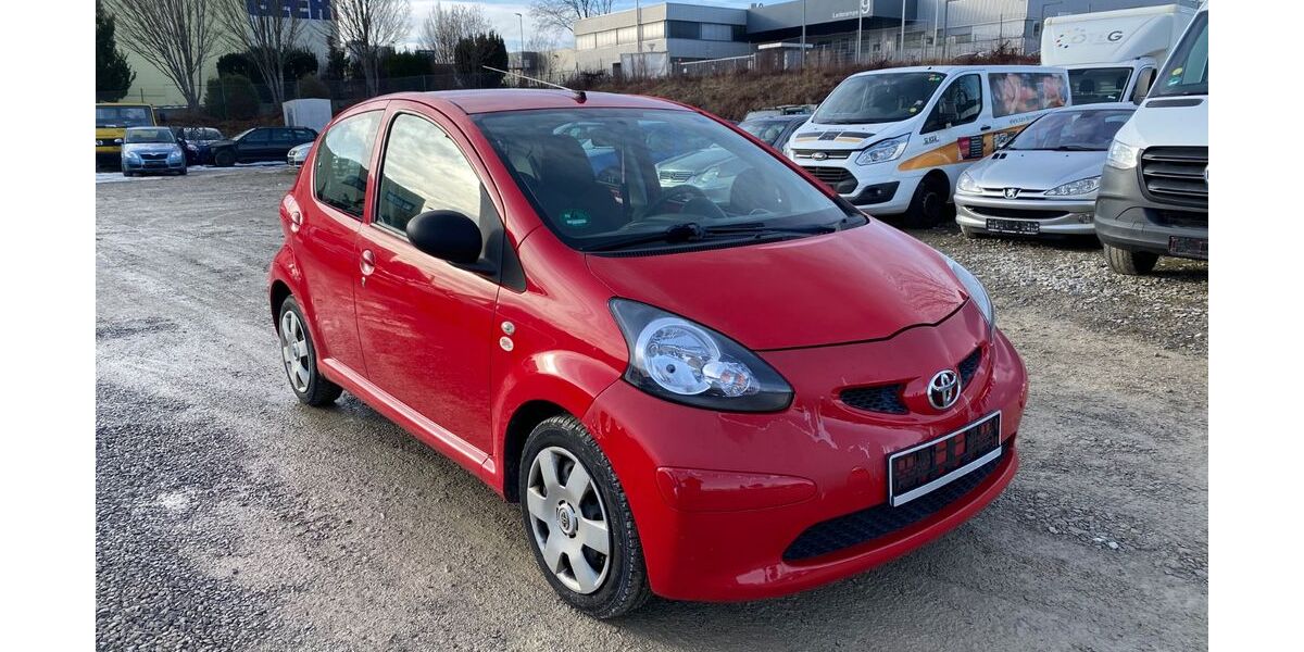 Toyota Aygo (X) 233.000 km 690 &euro; Schwenningen 78056