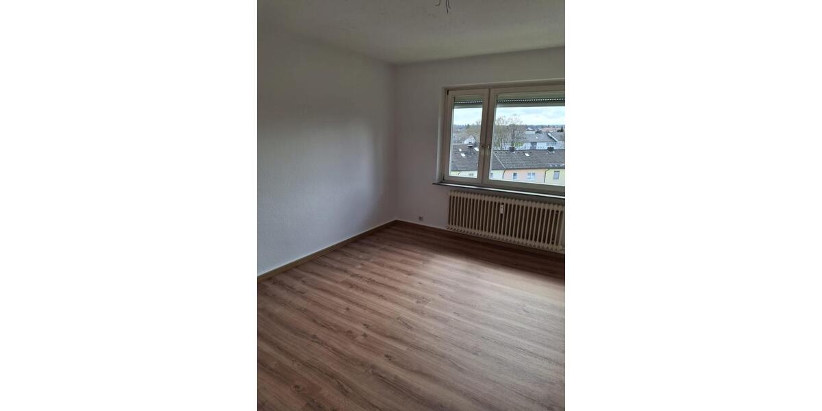 Etagenwohnung Villingen-Schwenningen Kopsbühl - 3 Zimmer, 70 m&sup2;, 610&euro; | Angebot:26023537