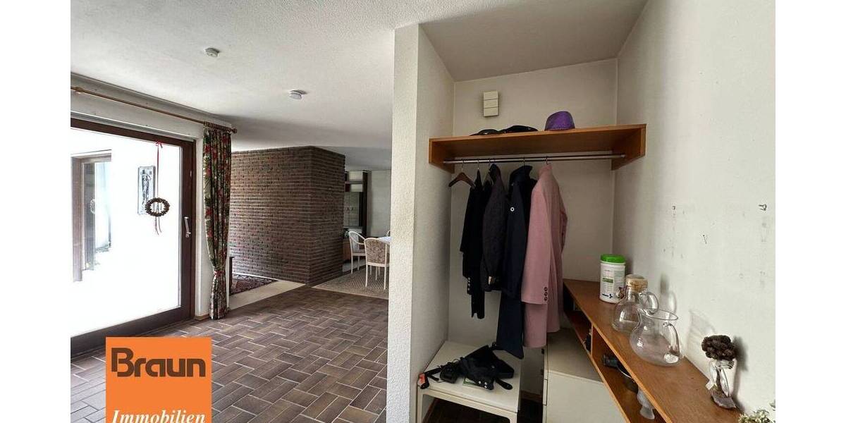 Mehrfamilienhaus, Wohnhaus Sankt Georgen im Schwarzwald Stadtgebiet - 5 Zimmer, 150 m&sup2;, 295.000&euro; | Angebot:26512820