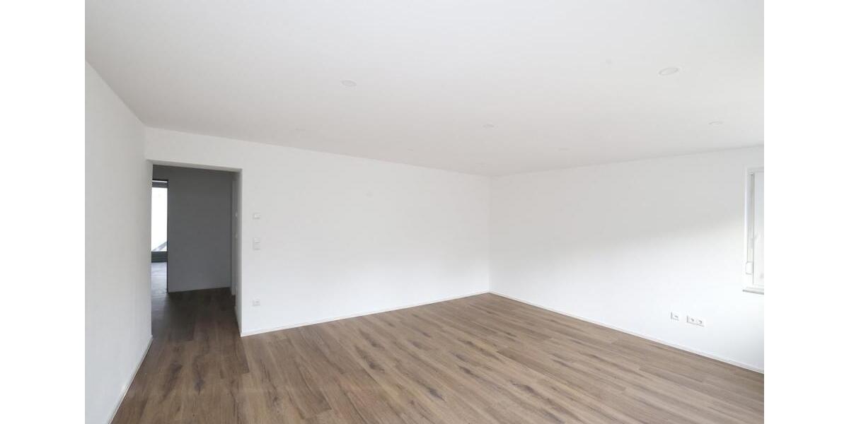 Etagenwohnung Tuttlingen - 3 Zimmer, 90 m&sup2;, 950&euro; | Angebot:25856651