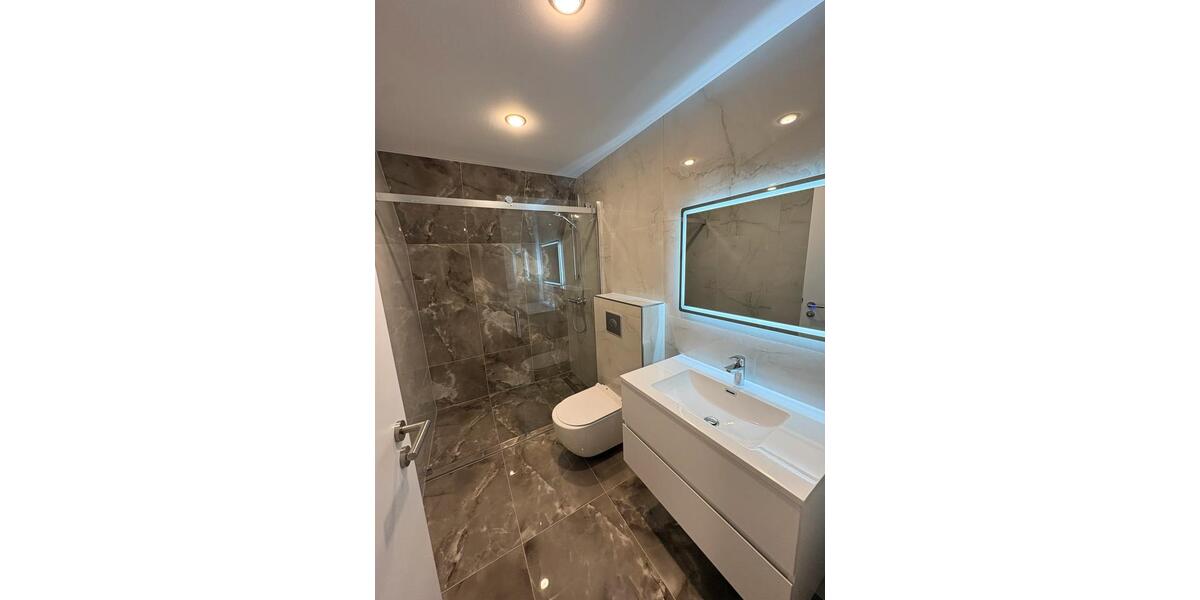 Dachgeschoßwohnung Donaueschingen - 4 Zimmer, 115 m&sup2;, 1.200&euro; | Angebot:25660059