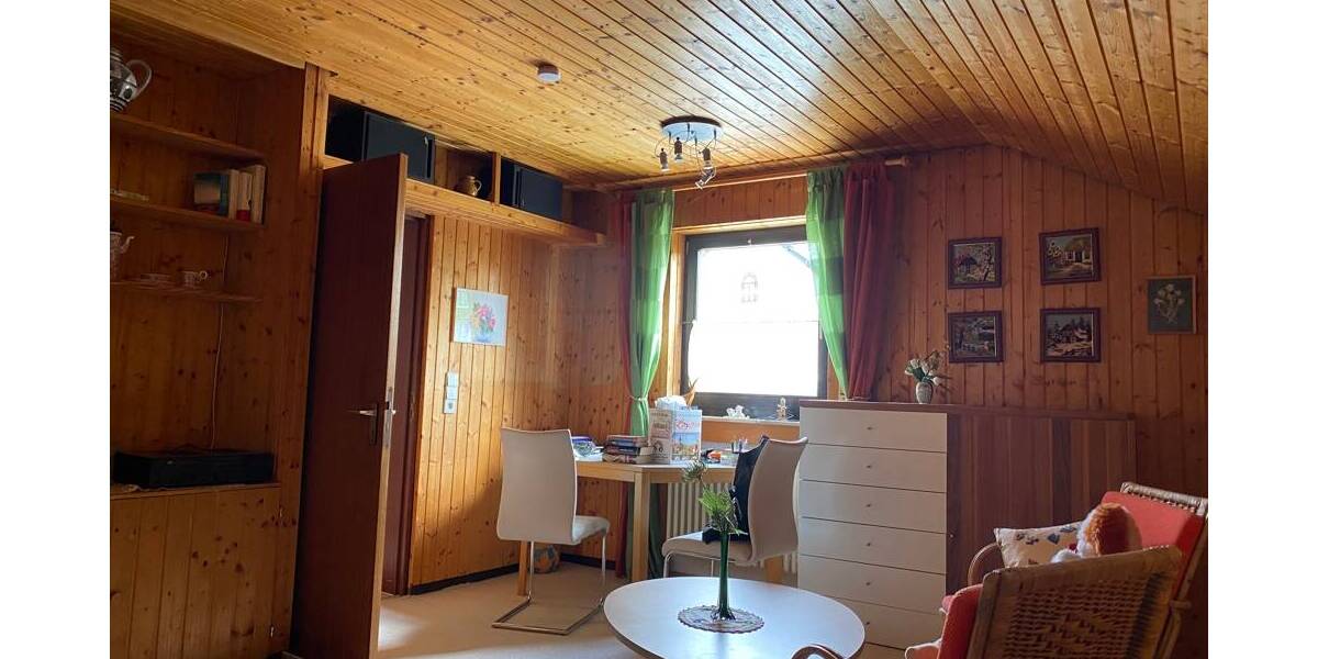 Einfamilienhaus Rottweil / Bühlingen Rottweil - 9 Zimmer, 291 m&sup2;, 489.000&euro; | Angebot:25741595