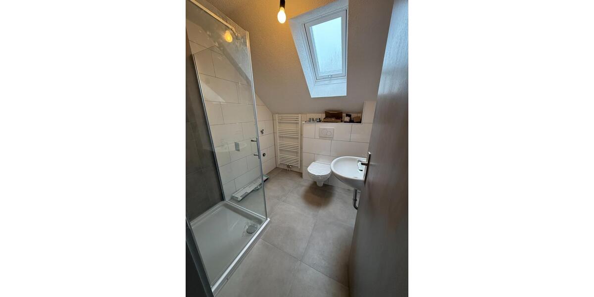 Dachgeschoßwohnung Blumberg - 3 Zimmer, 72 m&sup2;, 700&euro; | Angebot:25393854