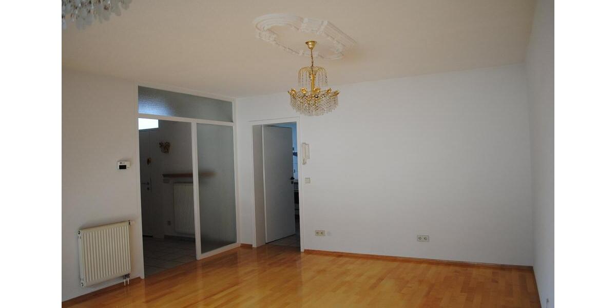 Etagenwohnung Schramberg - 4 Zimmer, 108 m&sup2;, 810&euro; | Angebot:23133157