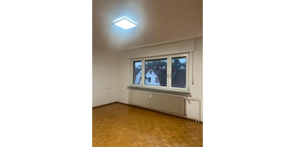 Etagenwohnung Villingen-Schwenningen Schwenningen - 3 Zimmer, 80 m&sup2;, 750&euro; | Angebot:26613929