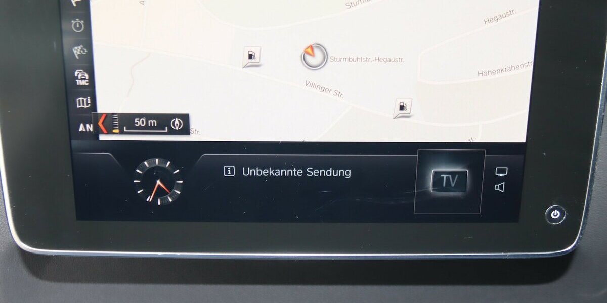 BMW 530e iPERFORMANCE/LUXURY LINE/TV/INNOVATIONS 132.551 km 25.900 &euro; Villingen-Schwenningen 78054