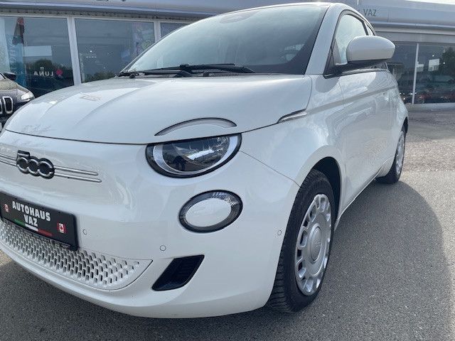 Fiat 500e 19.750 km 22.900 &euro; Villingen-Schwenningen 78052