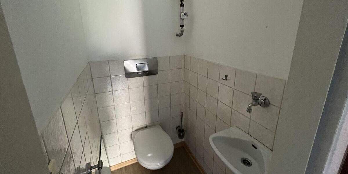 Etagenwohnung Tuttlingen - 4 Zimmer, 101 m&sup2;, 219.000&euro; | Angebot:25815680