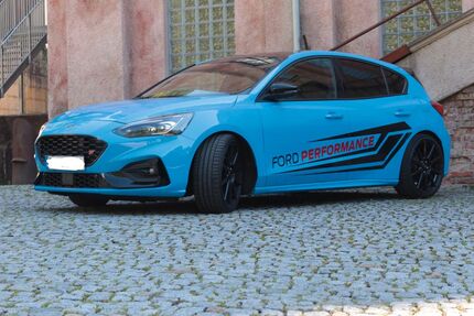 Ford Focus 52.069 km 24.990 &euro; Hardt 78739