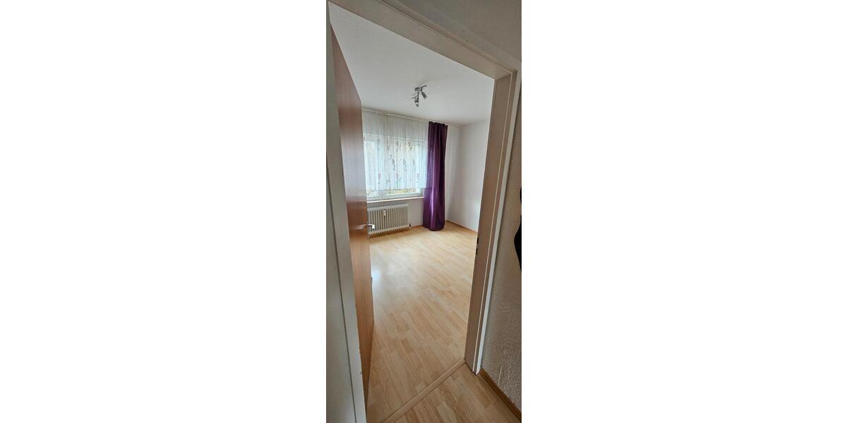 Etagenwohnung Villingen-Schwenningen Schwenningen - 3.5 Zimmer, 92 m&sup2;, 210.000&euro; | Angebot:26851517