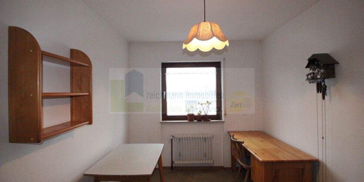 Bungalow Villingen-Schwenningen Villingen - 6 Zimmer, 143 m&sup2;, 439.000&euro; | Angebot:25692108