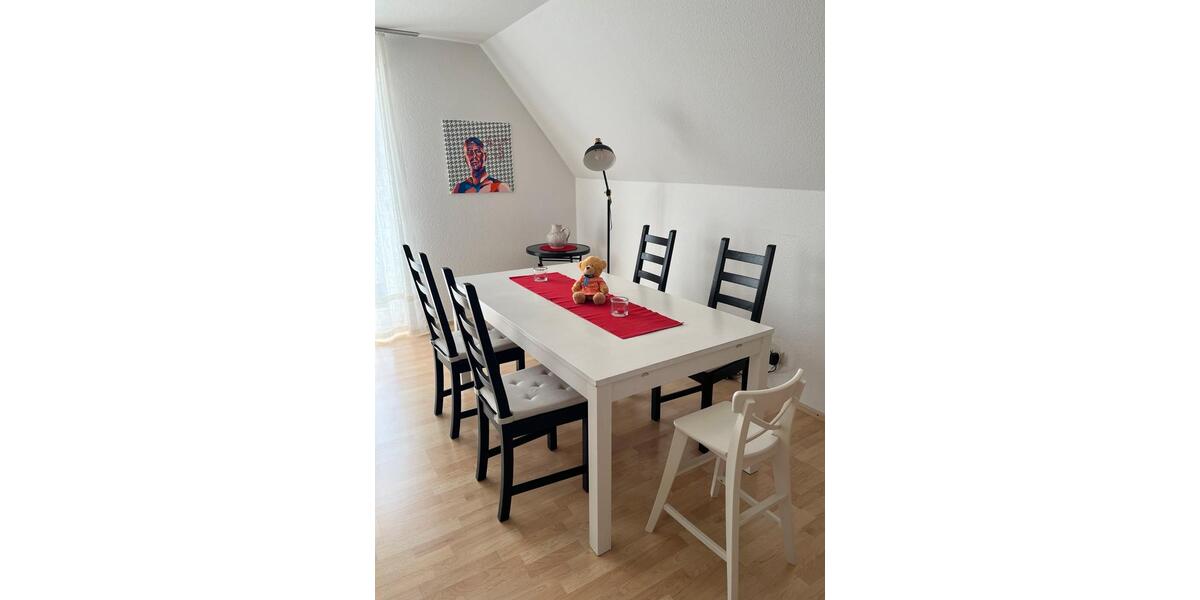 Dachgeschoßwohnung Villingen-Schwenningen Schwenningen - 2 Zimmer, 53 m&sup2;, 85&euro; | Angebot:24750367